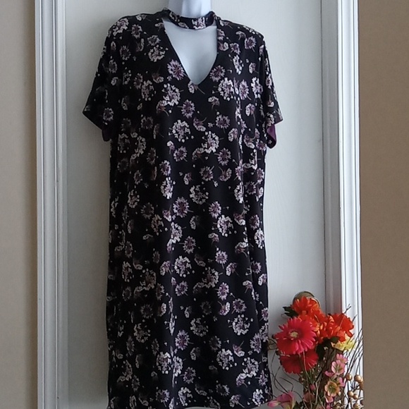 ⭐️ Host Pick ⭐️Dex | Stylish Multicolor Reversible Dress - Picture 2 of 14